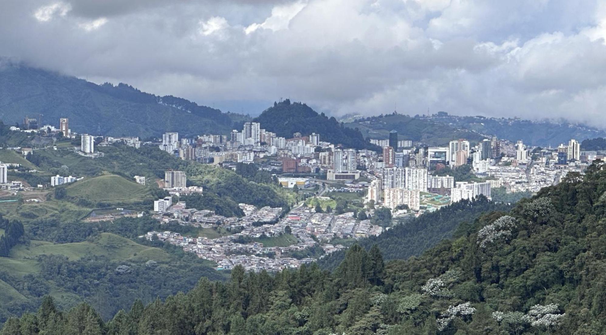 Villa Owl'S Watch At Rio Blanco Manizales Esterno foto